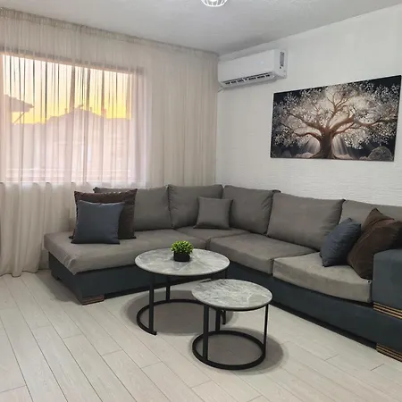 Apartman Hristean